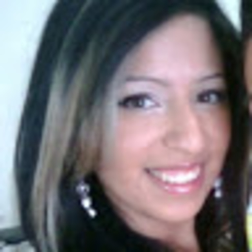 Meet your Posher, Raquel r.